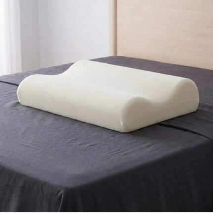 Travesseiro cervical ondulado de espuma NASA com dois níveis de altura (12 e 14cm).